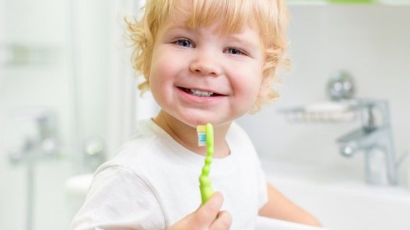 Kids’ Dental Care Habits Must Start at Home Kids’ Dental Care Habits Must Start at Home